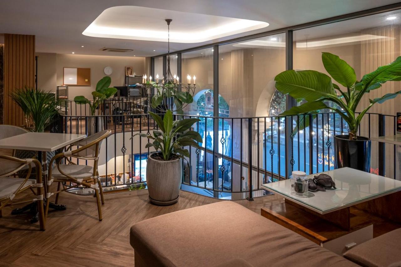 Thao Trang Laluxe Hotel Phu My Hung Ciudad Ho Chi Minh  Exterior foto
